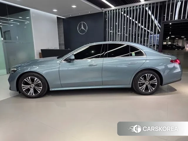 Mercedes-Benz E-Class W214 id 3476569 из Кореи 11