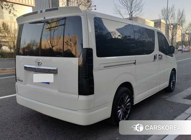Toyota Hiace id 4257490 из Китая 11