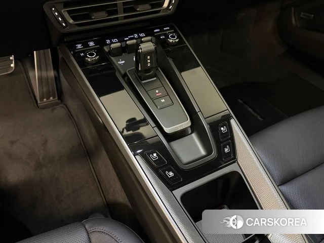 Porsche 911(992) id 4700909 из Кореи 11