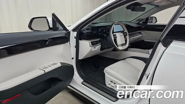 Hyundai Grandeur (GN7) id 2660468 из Кореи 11