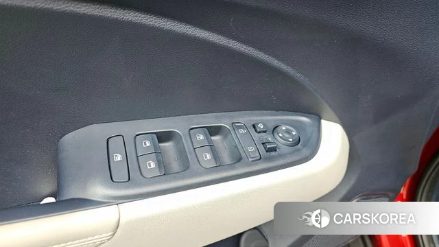 Hyundai Venue id 3963274 из Кореи 11