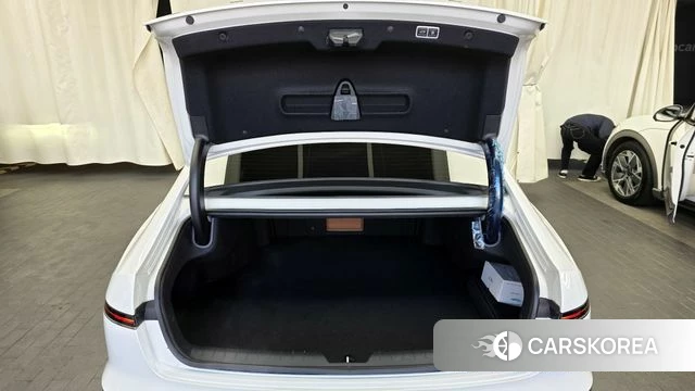 Hyundai Grandeur (GN7) id 3864943 из Кореи 11