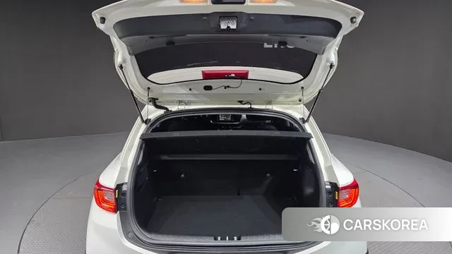 Kia Stonic id 3413411 из Кореи 11