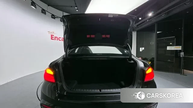 BMW 5 Series (G30) id 3677630 из Кореи 11