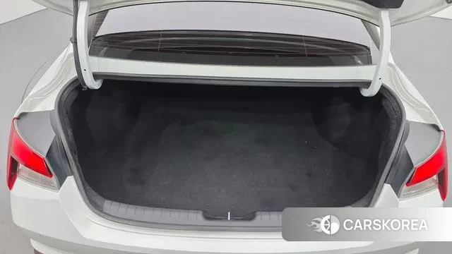 Hyundai Avante (CN7) id 3685198 из Кореи 11