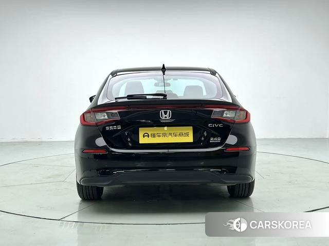 Honda Civic id 4260678 из Китая 11