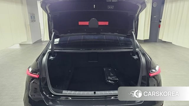 BMW 7 Series (G70) id 4242758 из Кореи 11