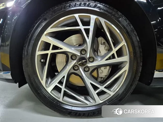 Genesis G90 (RS4) id 3625380 из Кореи 11