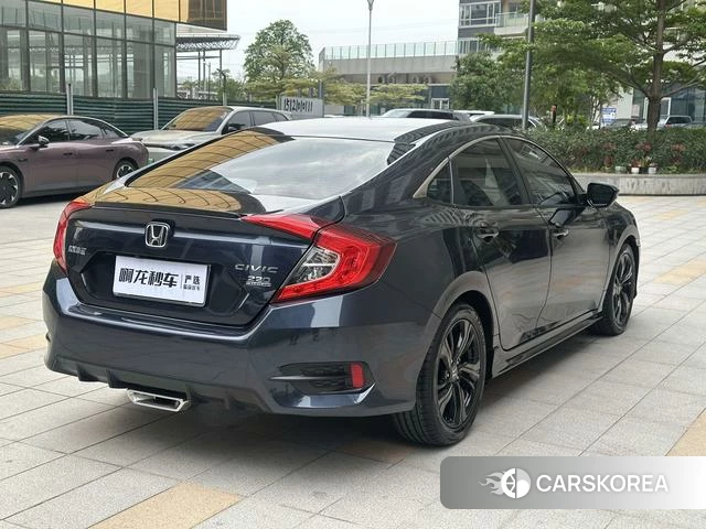 Honda Civic id 4221329 из Китая 11