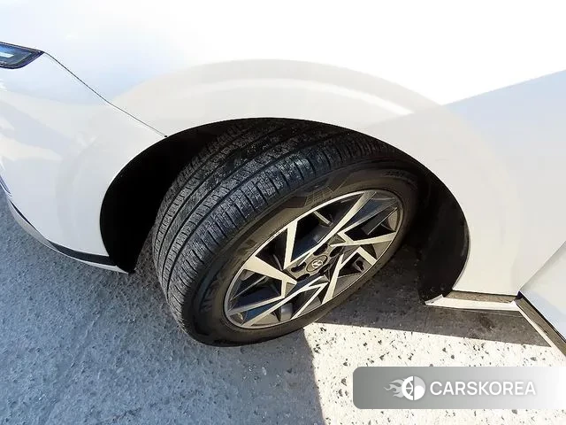 Hyundai Grandeur (GN7) id 3518105 из Кореи 11