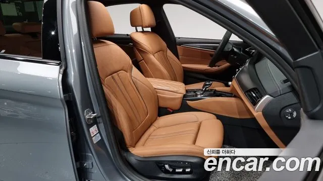 BMW 5 Series (G30) id 2676477 из Кореи 11