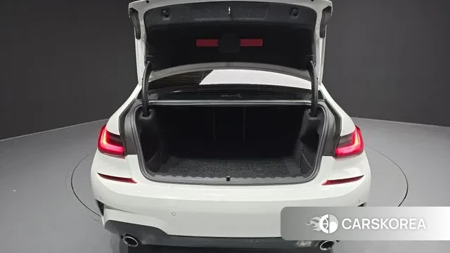 BMW 3 Series (G20) id 3539541 из Кореи 11