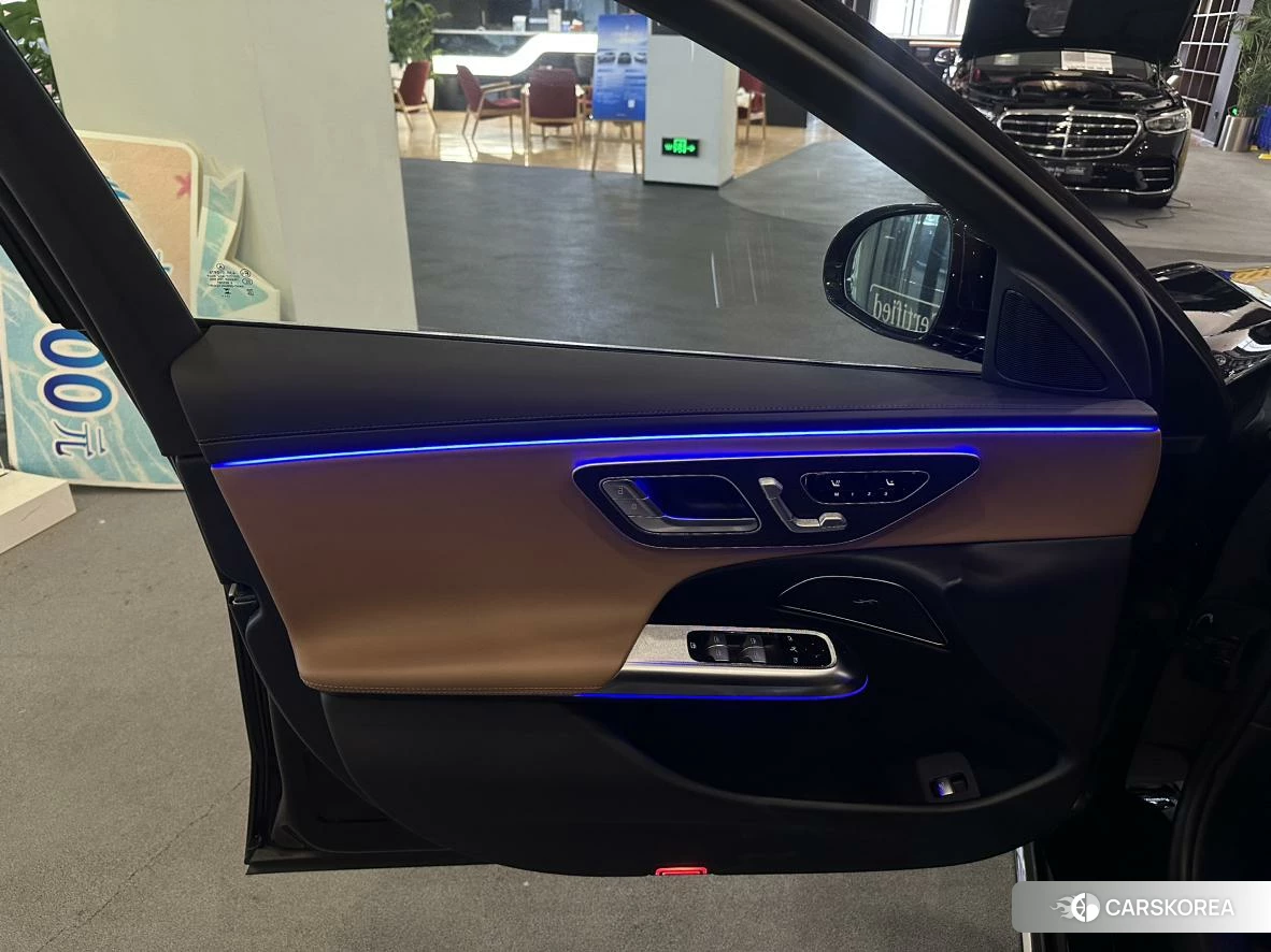 Mercedes-Benz E-Class id 4498577 из Китая 11