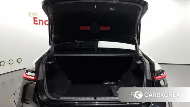 BMW 7 Series (G70) id 3042509 из Кореи 11