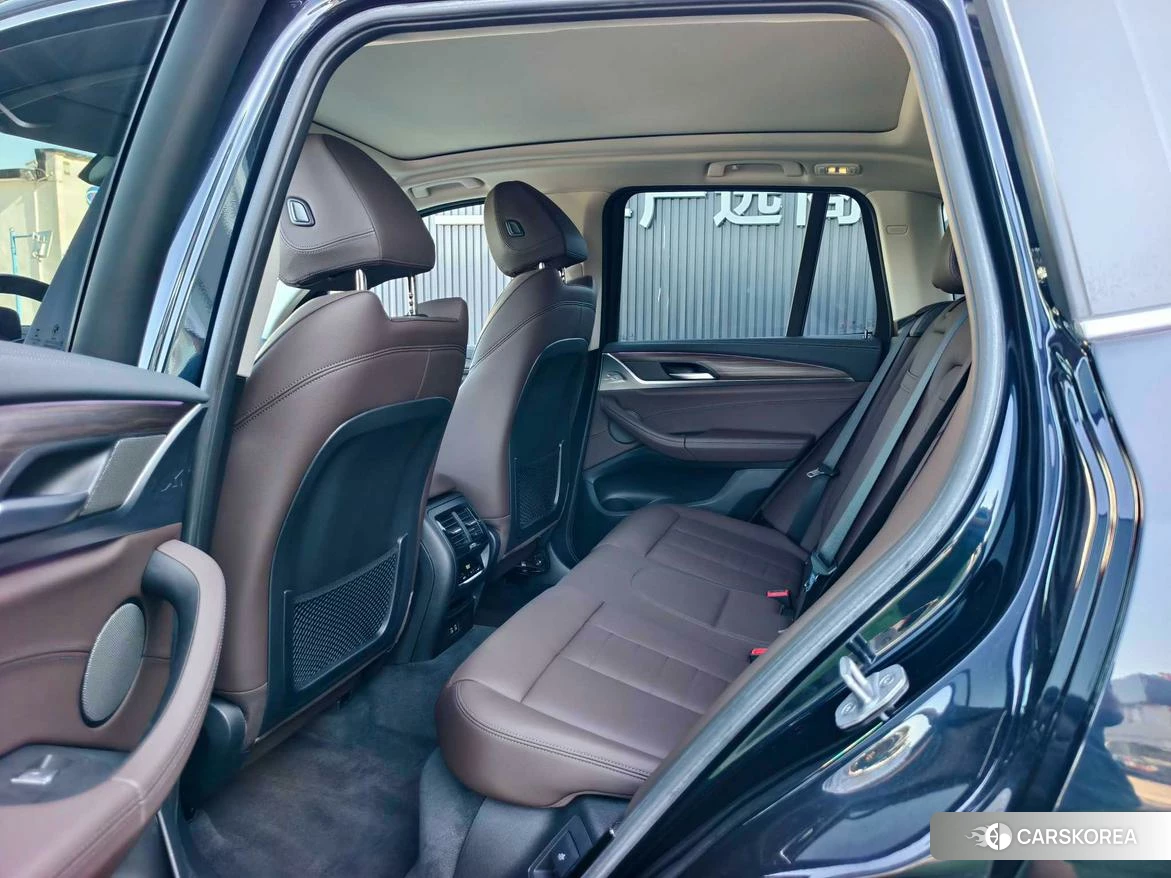 BMW X3 id 4405741 из Китая 11