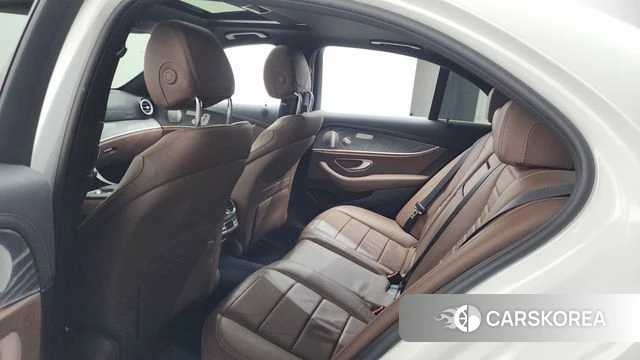 Mercedes-Benz E-Class W213 id 4409505 из Кореи 11