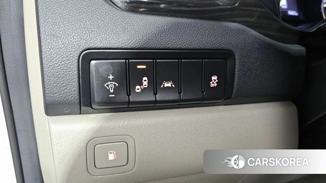 Kia The New Carnival id 4742211 из Кореи 11
