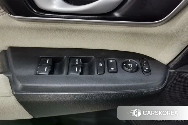 Honda CR-V id 4271105 из Китая 11