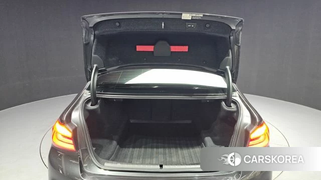 BMW 5 Series (G30) id 3899987 из Кореи 11