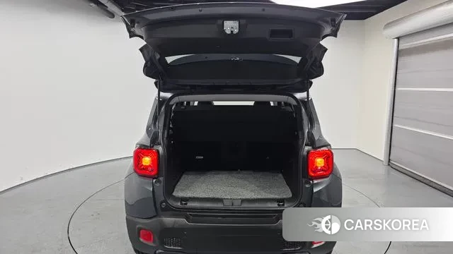 Jeep Renegade id 3639063 из Кореи 11