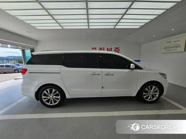 Kia The New Carnival id 4836945 из Кореи 11