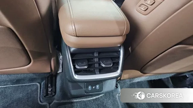 Hyundai Grandeur (GN7) id 3600132 из Кореи 11