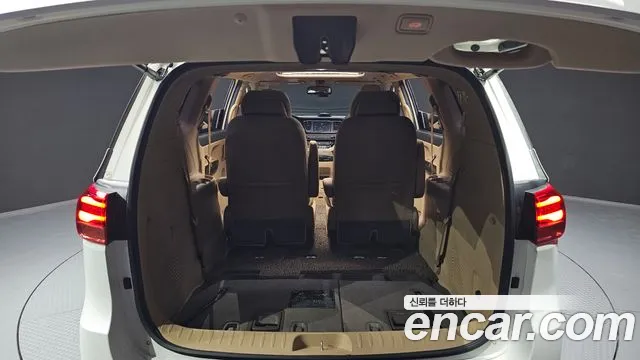 Kia The New Carnival id 2761745 из Кореи 11