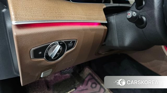 Mercedes-Benz E-Class W213 id 4646734 из Кореи 11