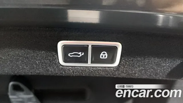 Hyundai Grandeur (GN7) id 2848034 из Кореи 11