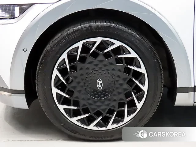 Hyundai Ionic 5 id 3680572 из Кореи 11