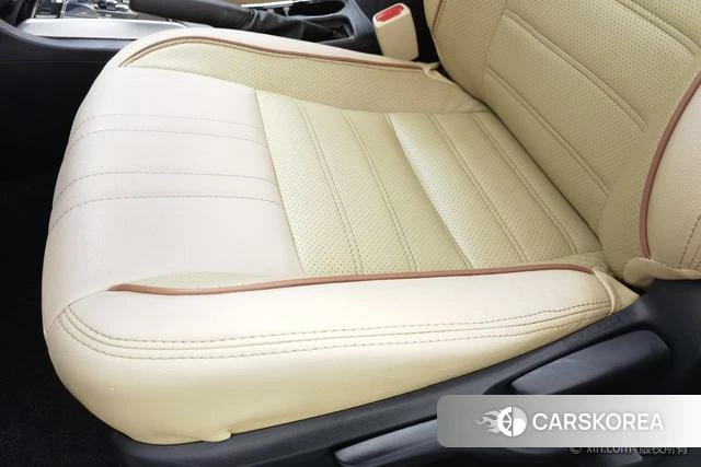 Toyota Corolla id 4210725 из Китая 11