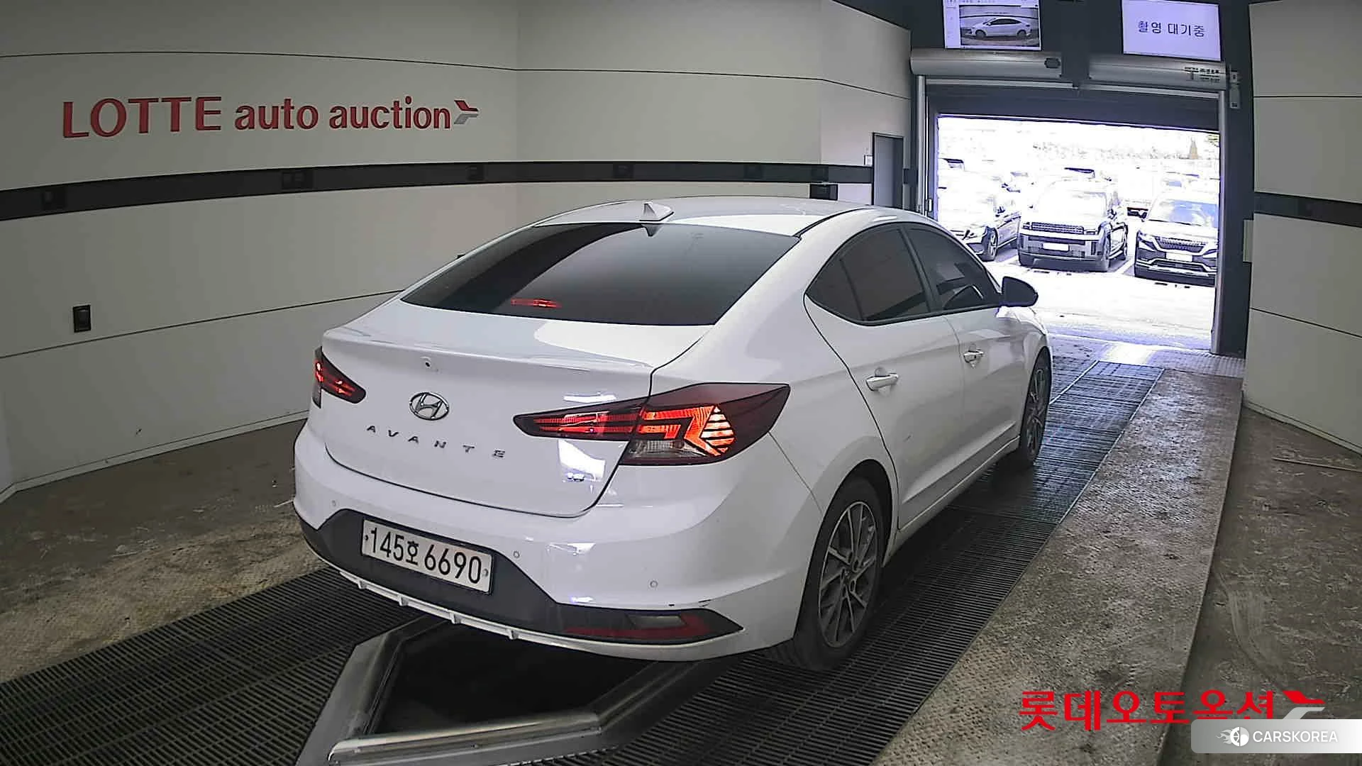 Hyundai Avante id 3869376 из Кореи 11