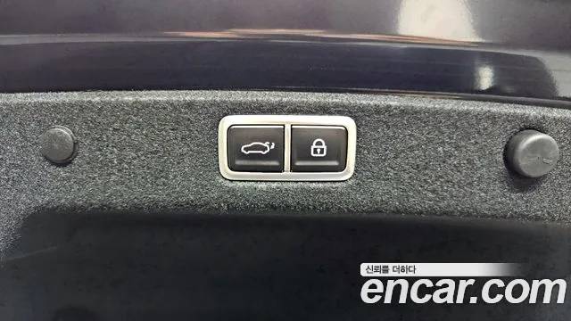 Hyundai Grandeur (GN7) id 2703758 из Кореи 11