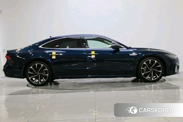 Audi A7L id 4257469 из Китая 11