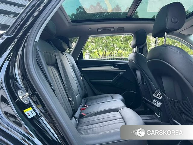 Audi Q5L id 4301244 из Китая 11