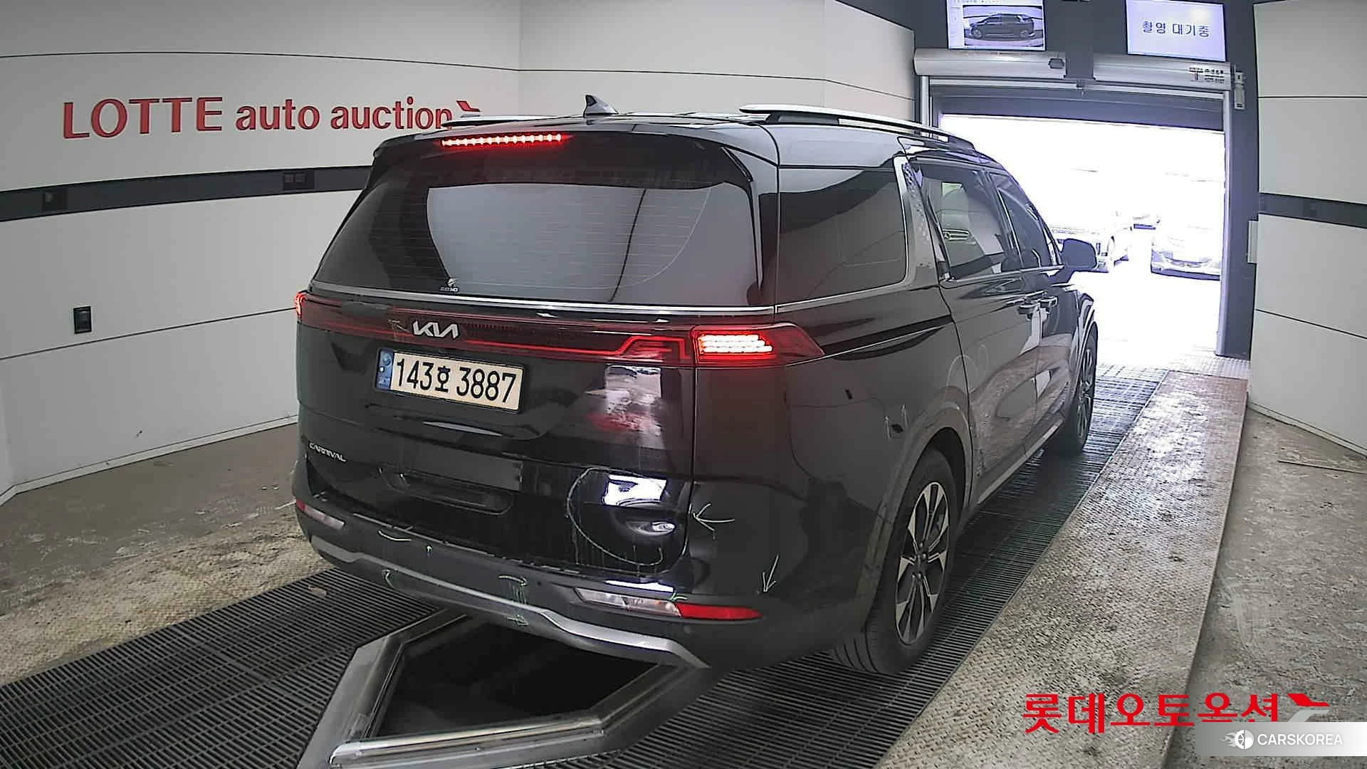 Kia Carnival id 3888430 из Кореи 11