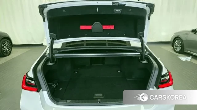 BMW 7 Series (G11) id 3412281 из Кореи 11