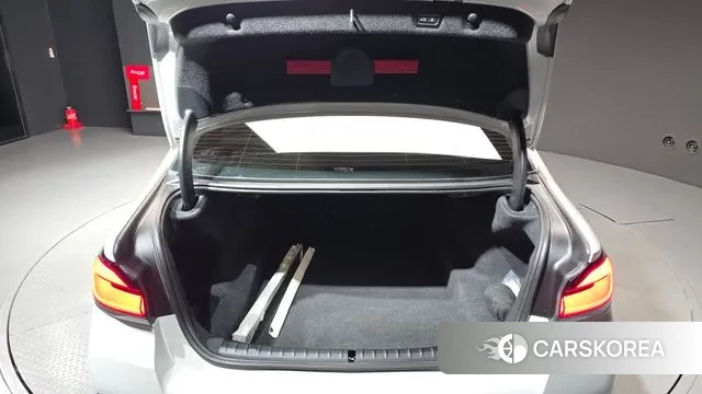 BMW 5 Series (G30) id 3394262 из Кореи 11