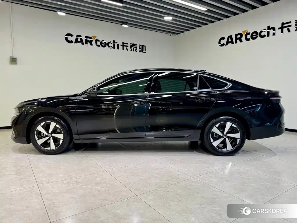 Volkswagen Magotan id 4576401 из Китая 11