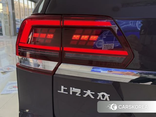 Volkswagen Tourang id 3983277 из Китая 11