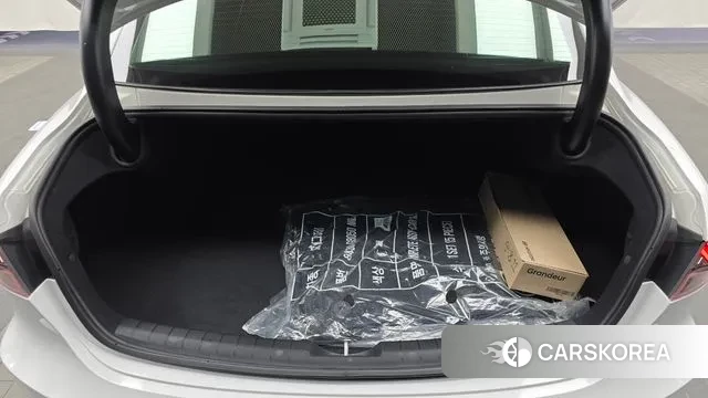 Hyundai The New Grandeur IG id 3473398 из Кореи 11