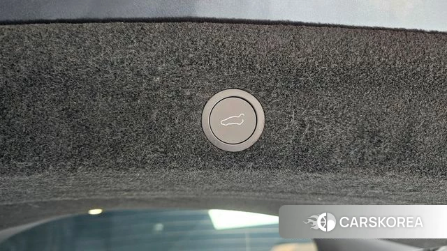 Tesla Model Y id 3831254 из Кореи 11