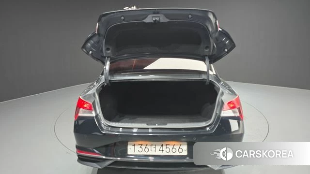 Hyundai Avante (CN7) id 3827418 из Кореи 11