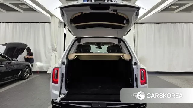 Rolls-Royce Cullinan id 3675233 из Кореи 11