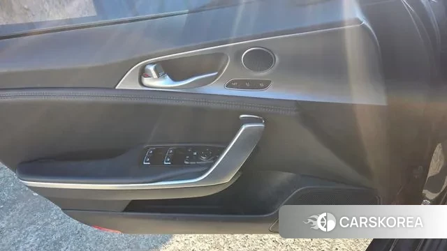 Kia Stinger id 3578602 из Кореи 11