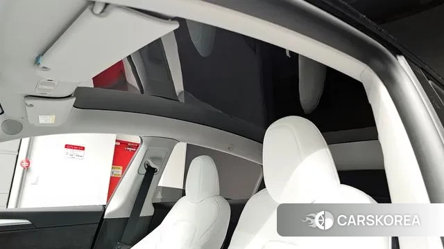 Tesla Model Y id 3596191 из Кореи 11