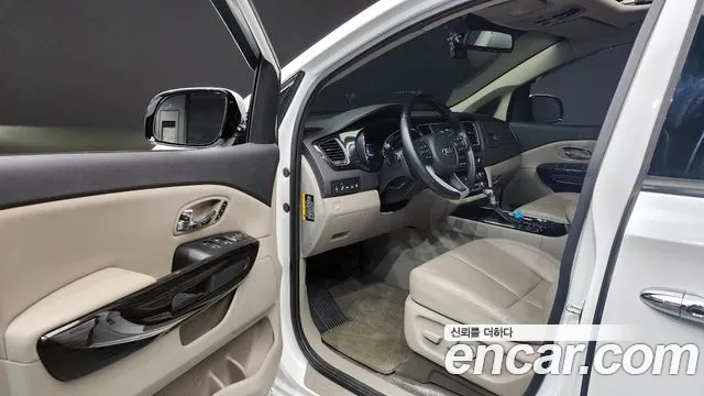 Kia The New Carnival id 2595256 из Кореи 11