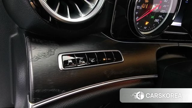 Mercedes-Benz E-Class W213 id 4722442 из Кореи 11