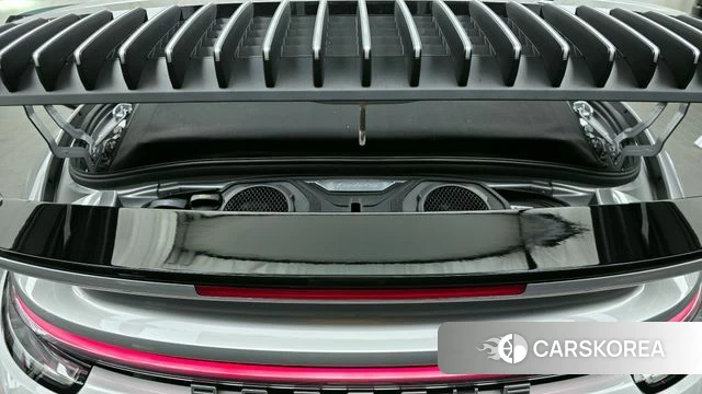 Porsche 911(992) id 3903896 из Кореи 11