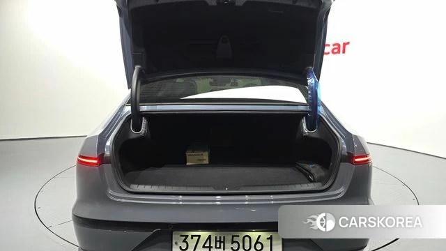 Hyundai Grandeur (GN7) id 3921981 из Кореи 11